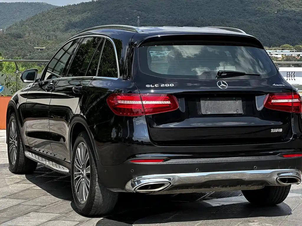Mercedes-Benz GLC 2017 — фото 9