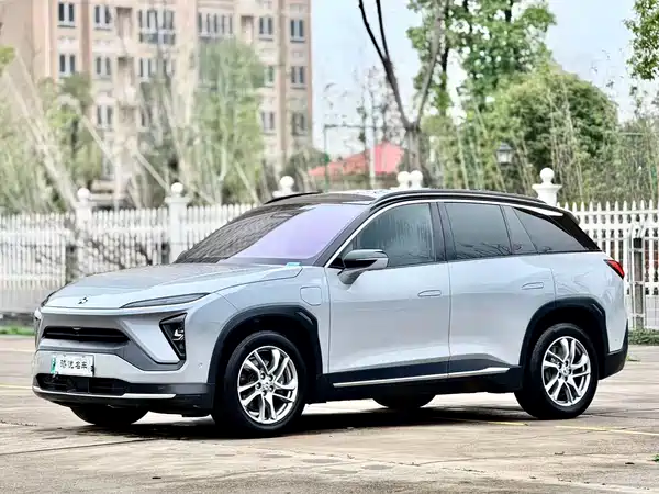 NIO ES6 2021