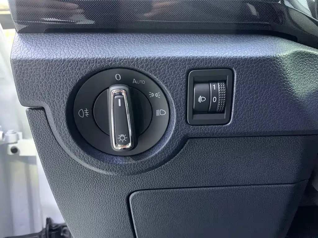 Volkswagen Tharu 2025