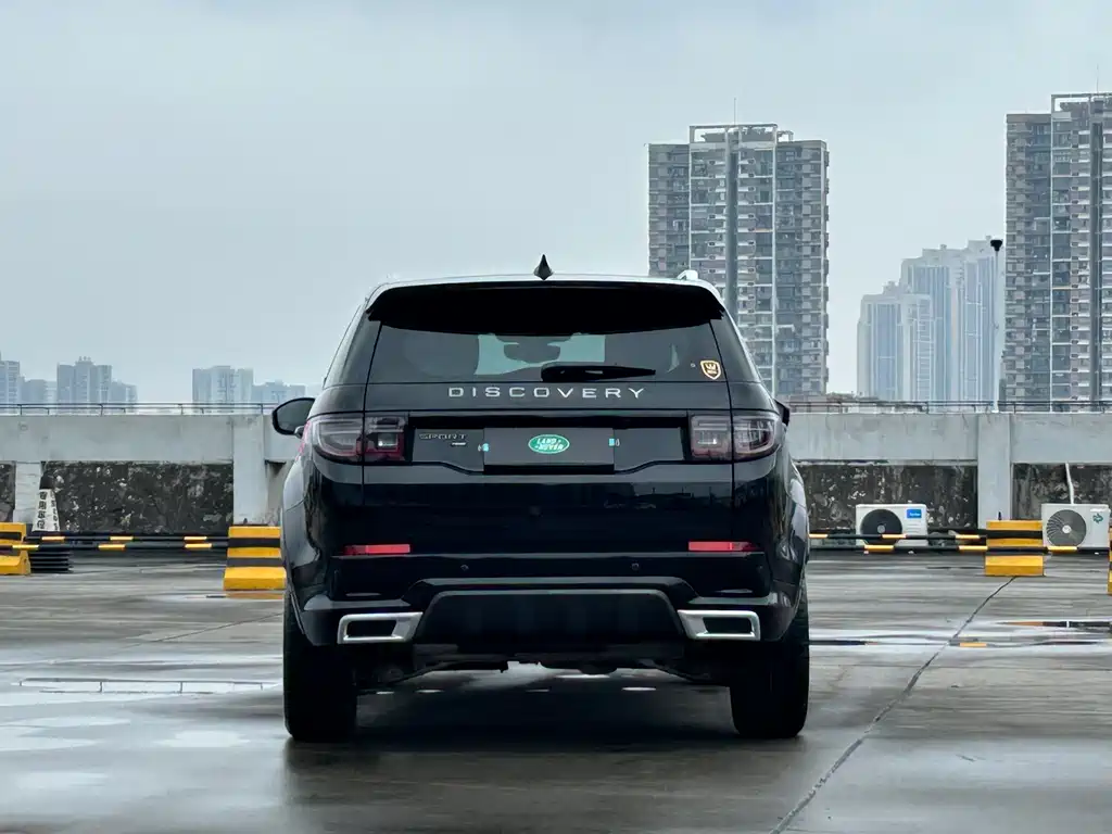 Land Rover Discovery Sport 2023 — фото 5
