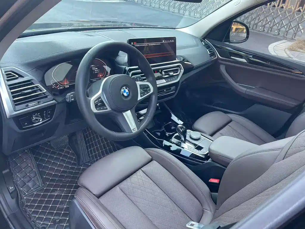 BMW X3 2022 — фото 9