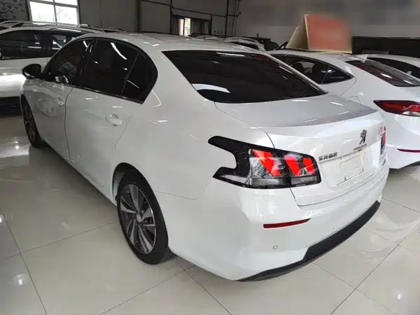 Peugeot 408 2024