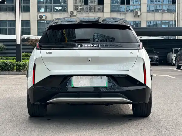 Zeekr X 2023
