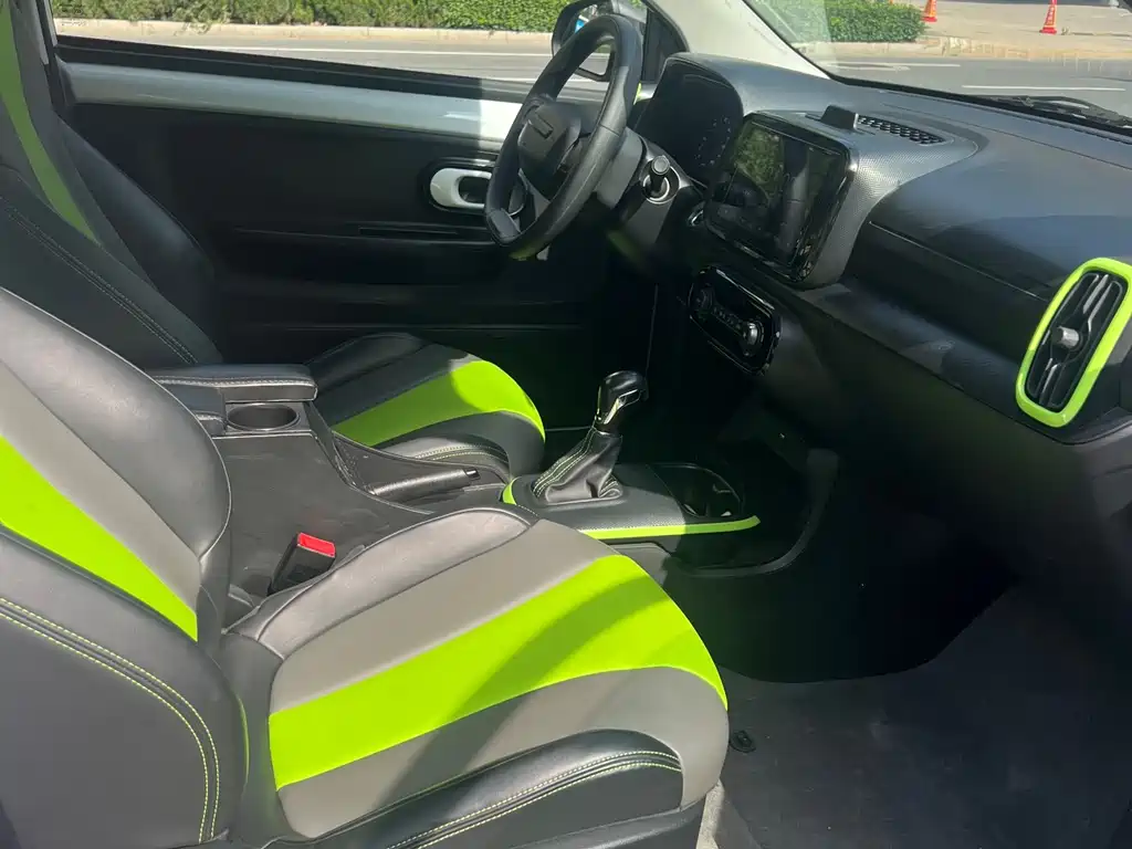 Roewe Clever 2022