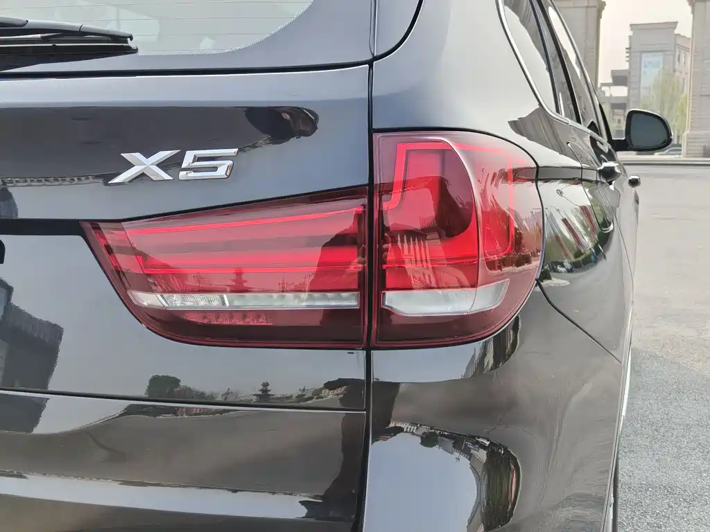 BMW X5 2018 — фото 8