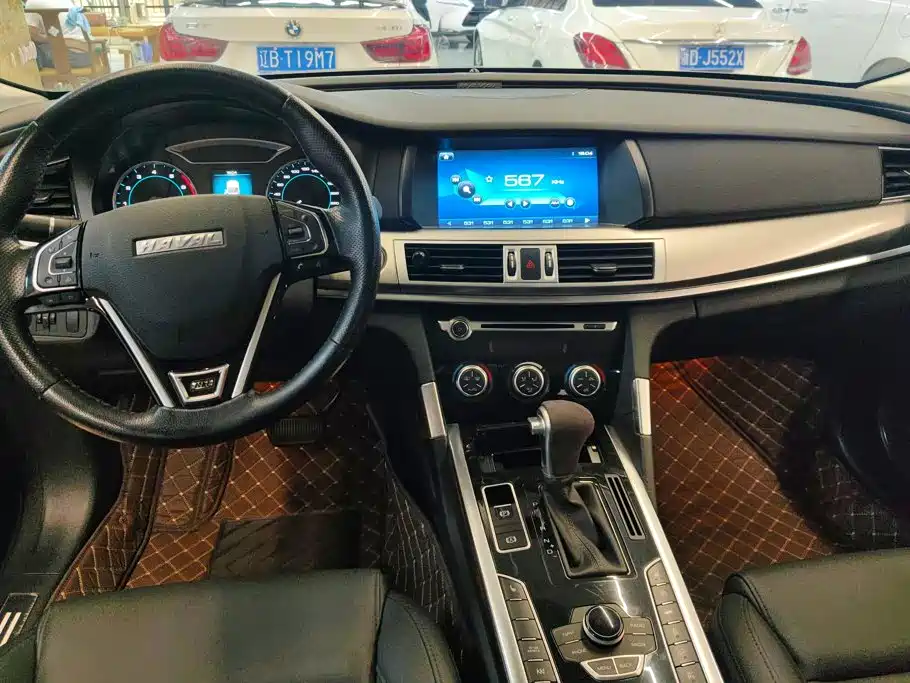 Haval H7 2017 — фото 12