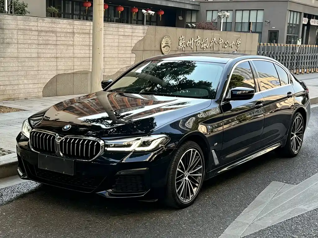 BMW 5 Series 2022