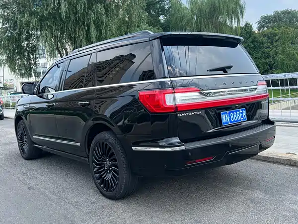 Lincoln Navigator 2020