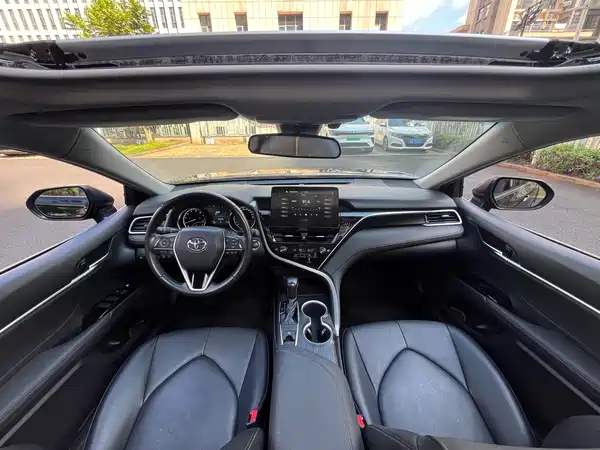 Toyota Camry 2023