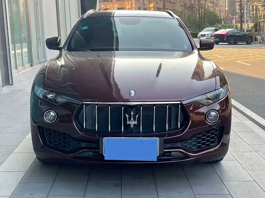 Maserati Levante 2017 — фото 2