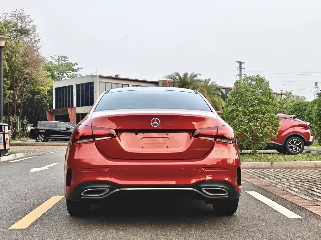 Mercedes-Benz A-Class 2019 — фото 6