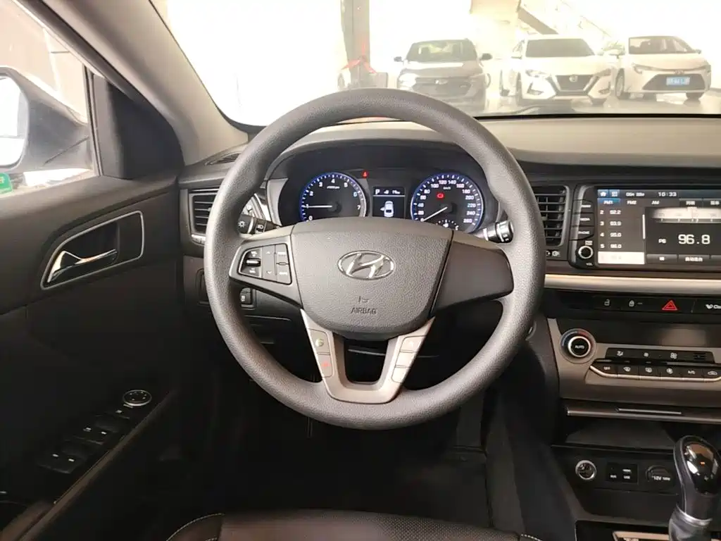 Hyundai Mistra 2017 — фото 11