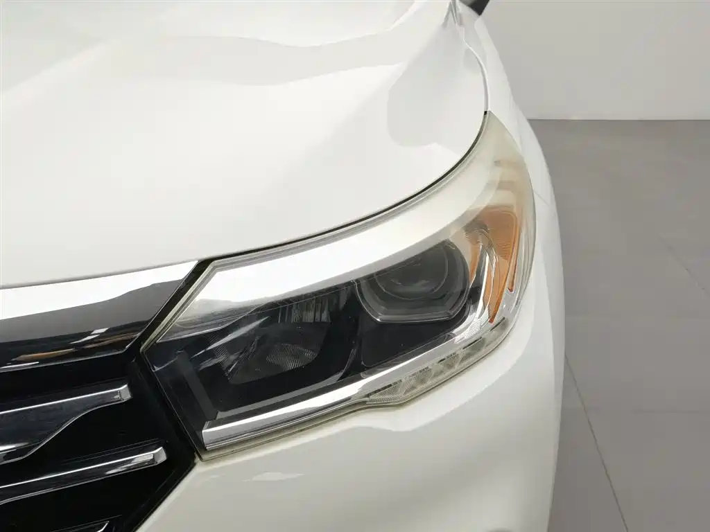 GAC Motor Trumpchi GS4 2016 — фото 7