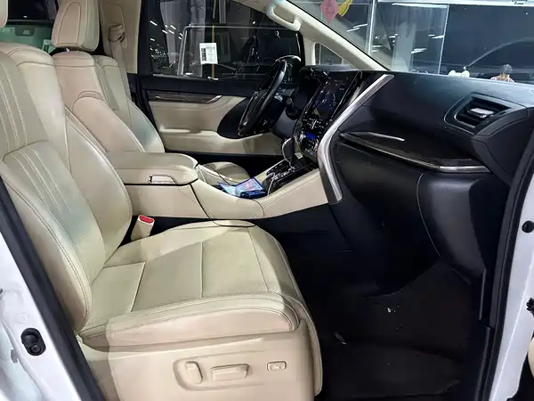 Toyota Vellfire 2020