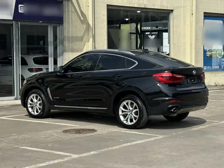BMW X6 2018 — фото 10