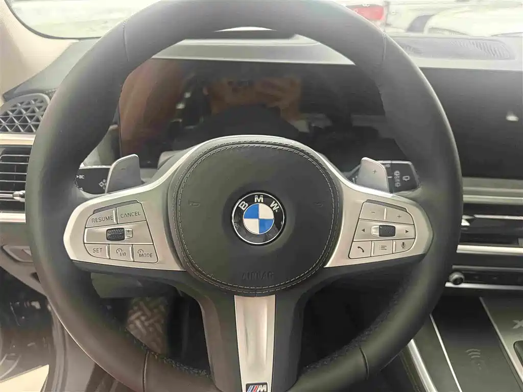 BMW X5 2025 — фото 14