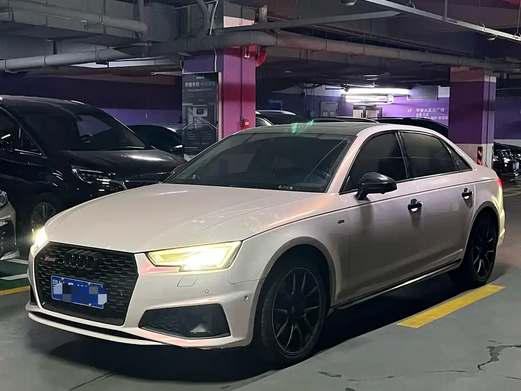 Audi A4L 2019
