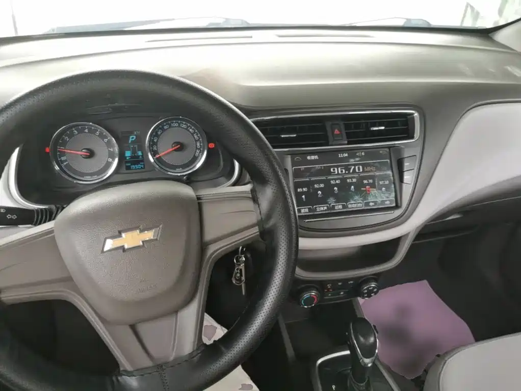 Chevrolet Lefeng RV 2018 — фото 10