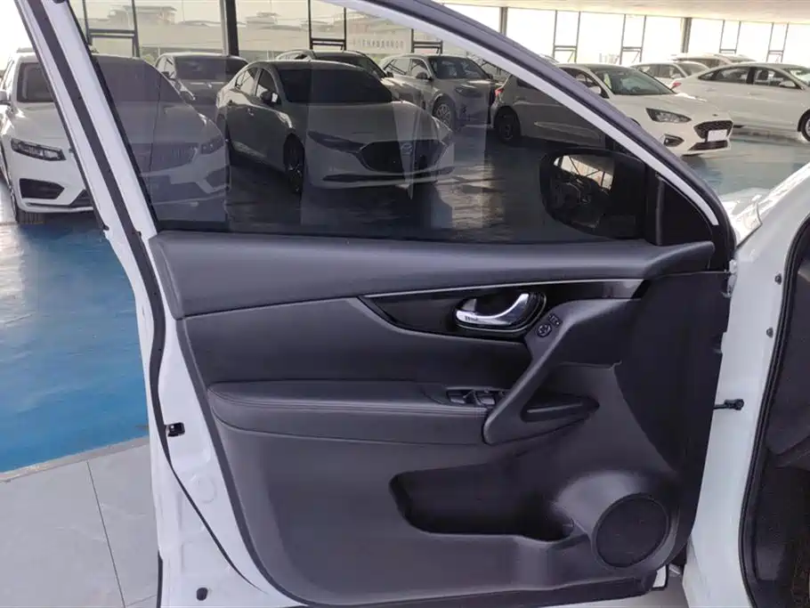 Nissan Qashqai 2023 — фото 7