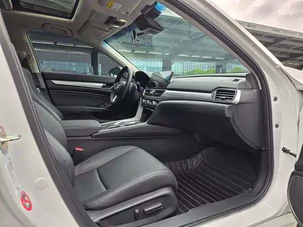 Honda Accord 2023