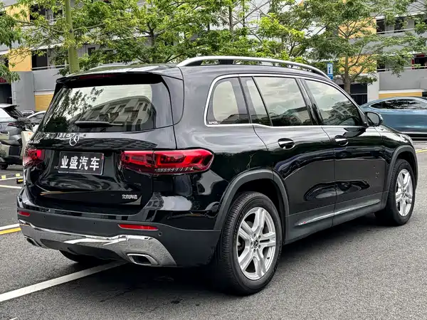 Mercedes-Benz GLB 2022