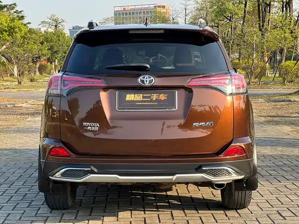 Toyota RAV4 2016