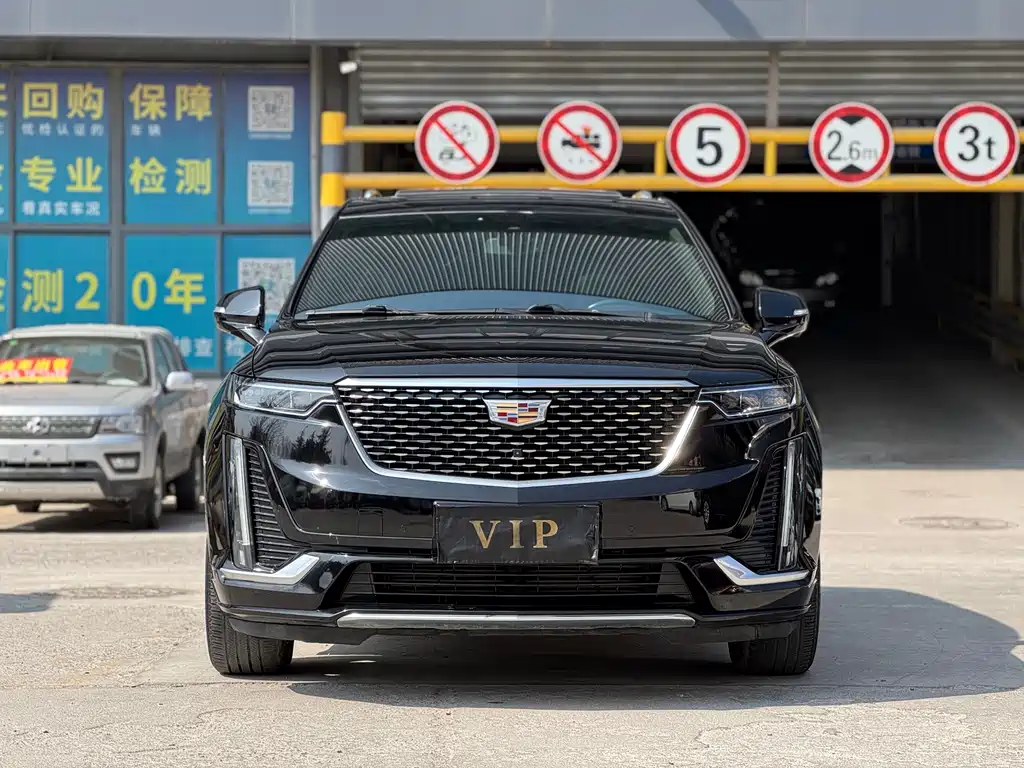 Cadillac XT6 2020 — фото 2