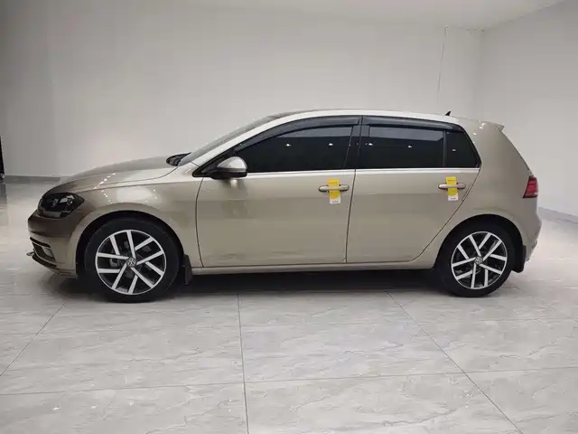 Volkswagen Golf 2020