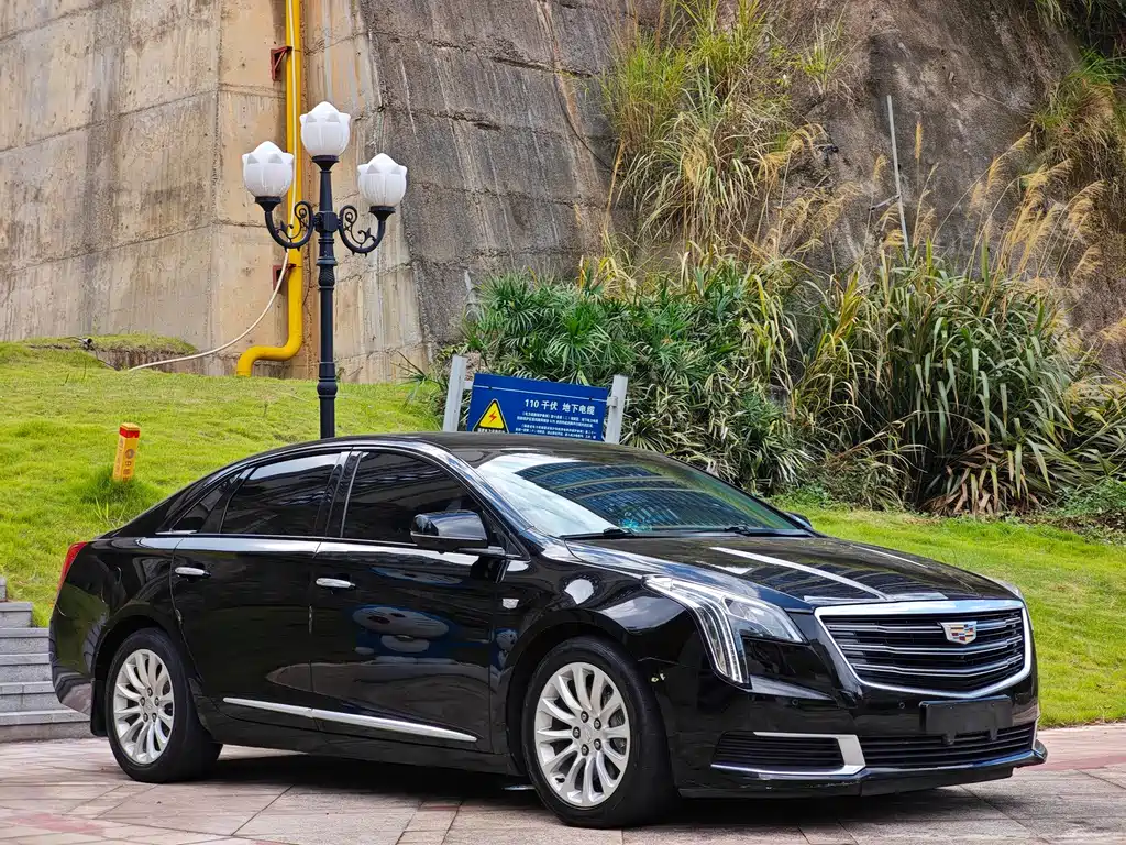 Cadillac XTS 2018 — фото 3