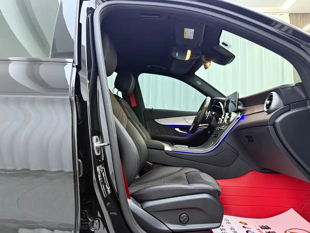 Mercedes-Benz GLC AMG 2022 — фото 12