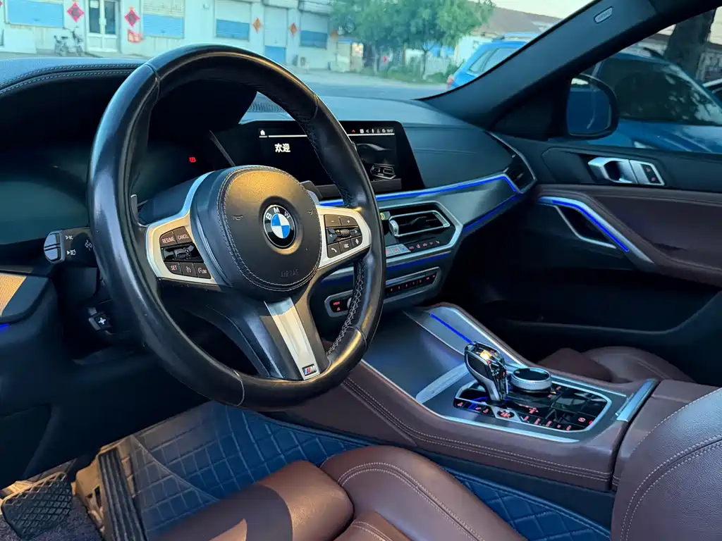 BMW X6 2022 — фото 18