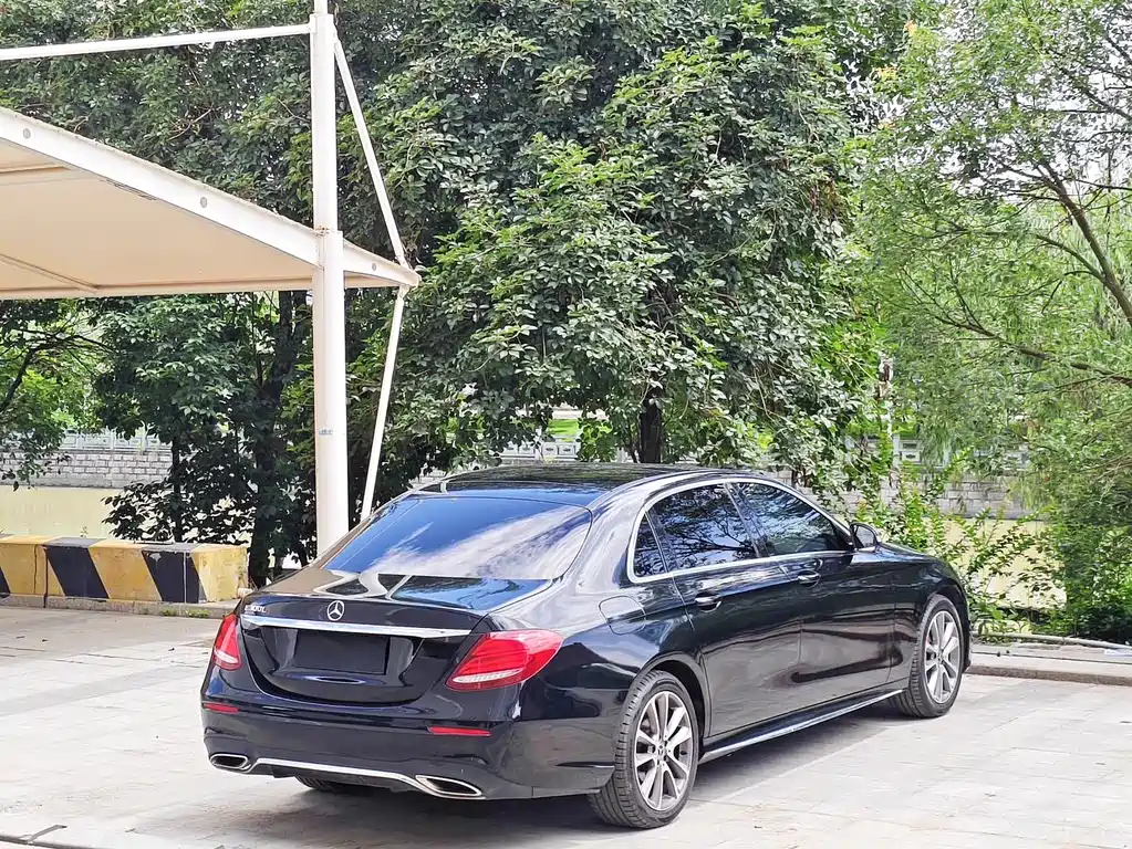 Mercedes-Benz E-Class 2018