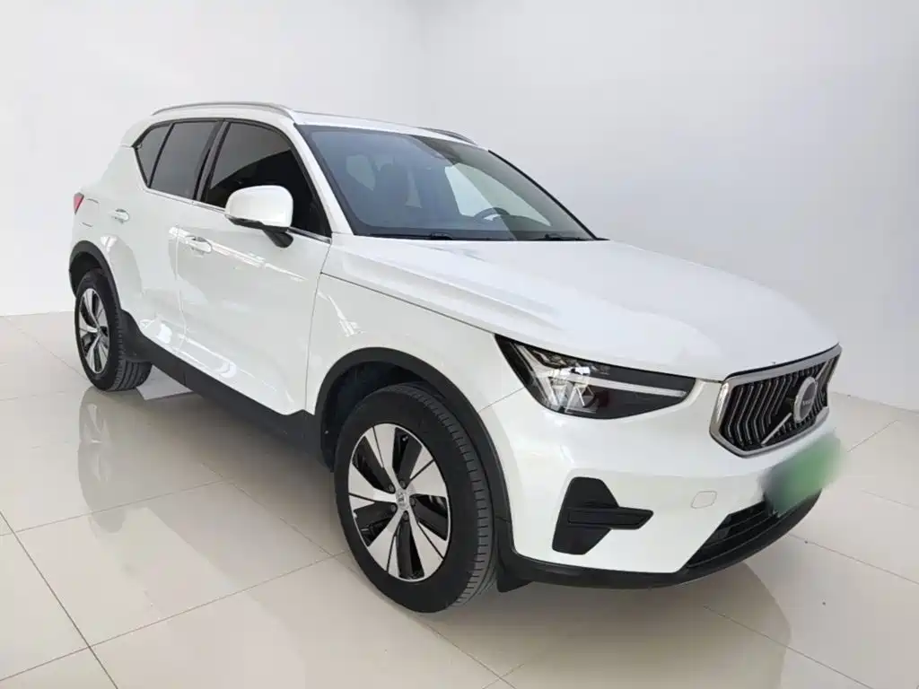 Volvo XC40 2024
