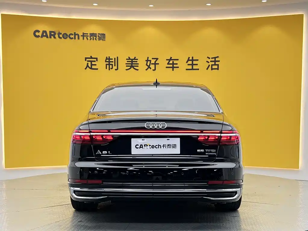 Audi A8 2023 — фото 42
