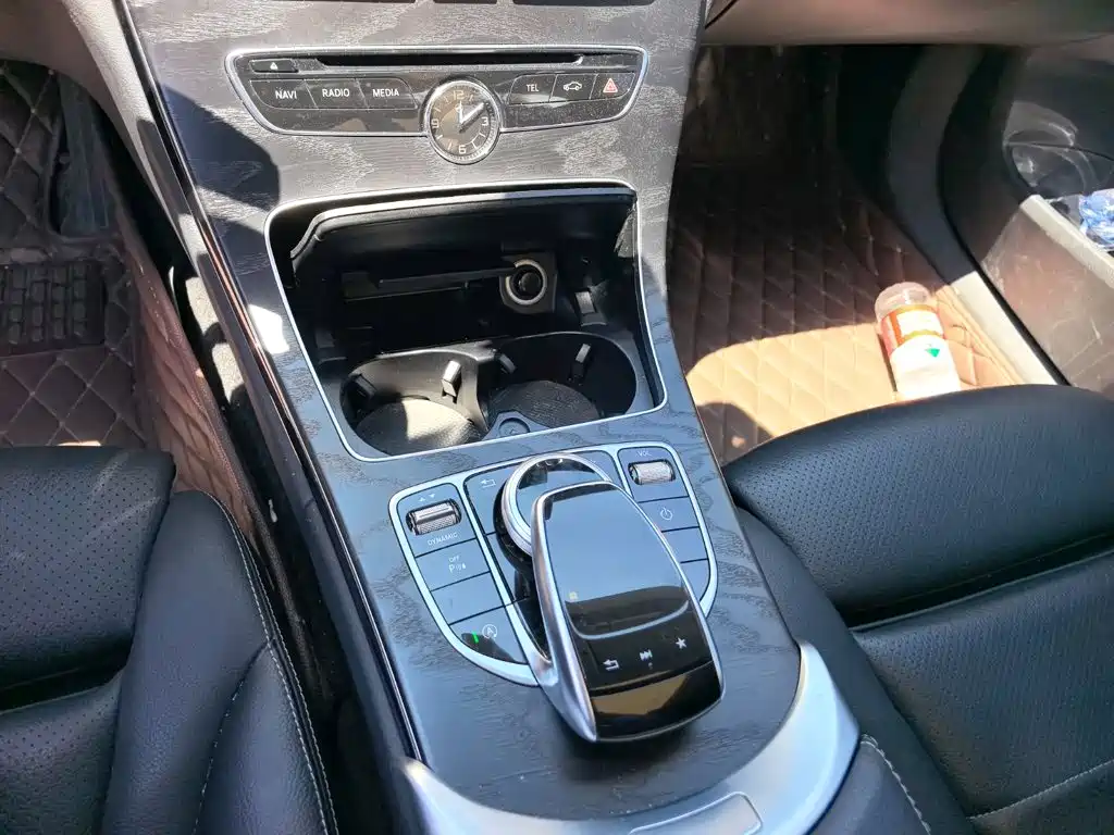 Mercedes-Benz C-Class 2018 — фото 14