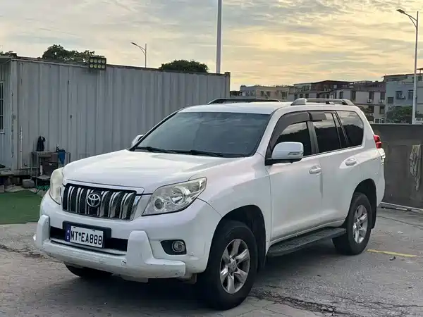Toyota Prado 2012