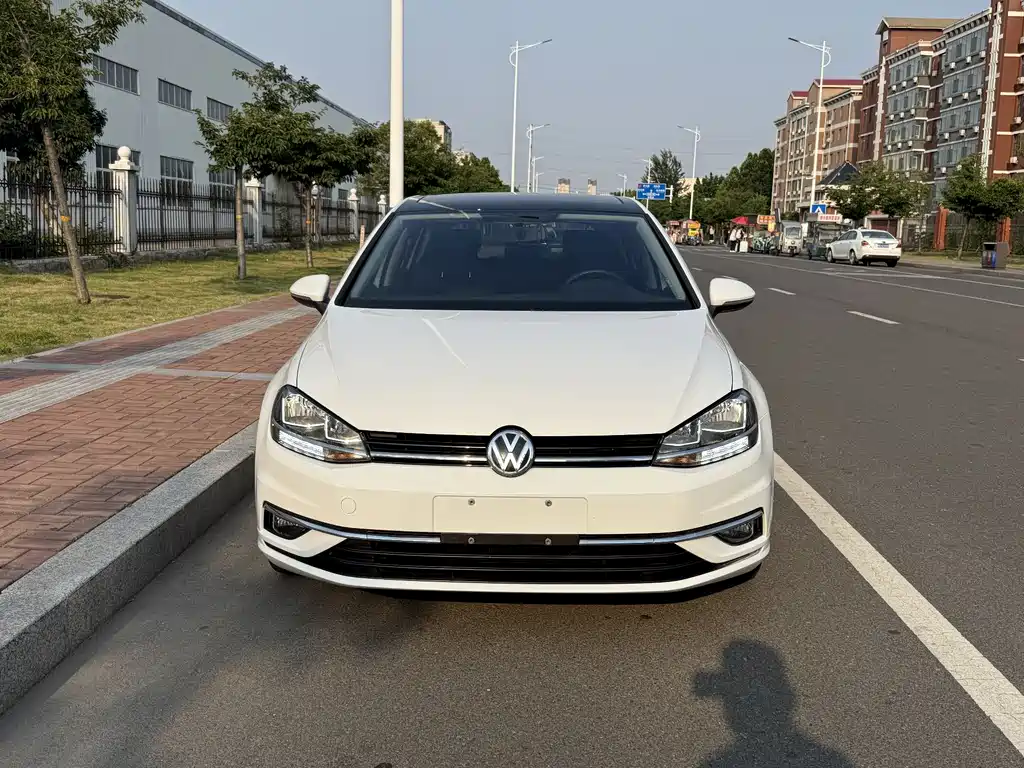 Volkswagen Golf 2020