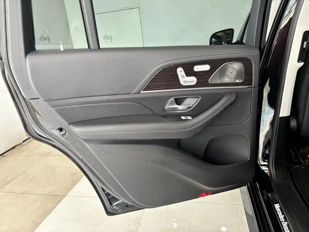 Mercedes-Benz GLS 2021 — фото 23