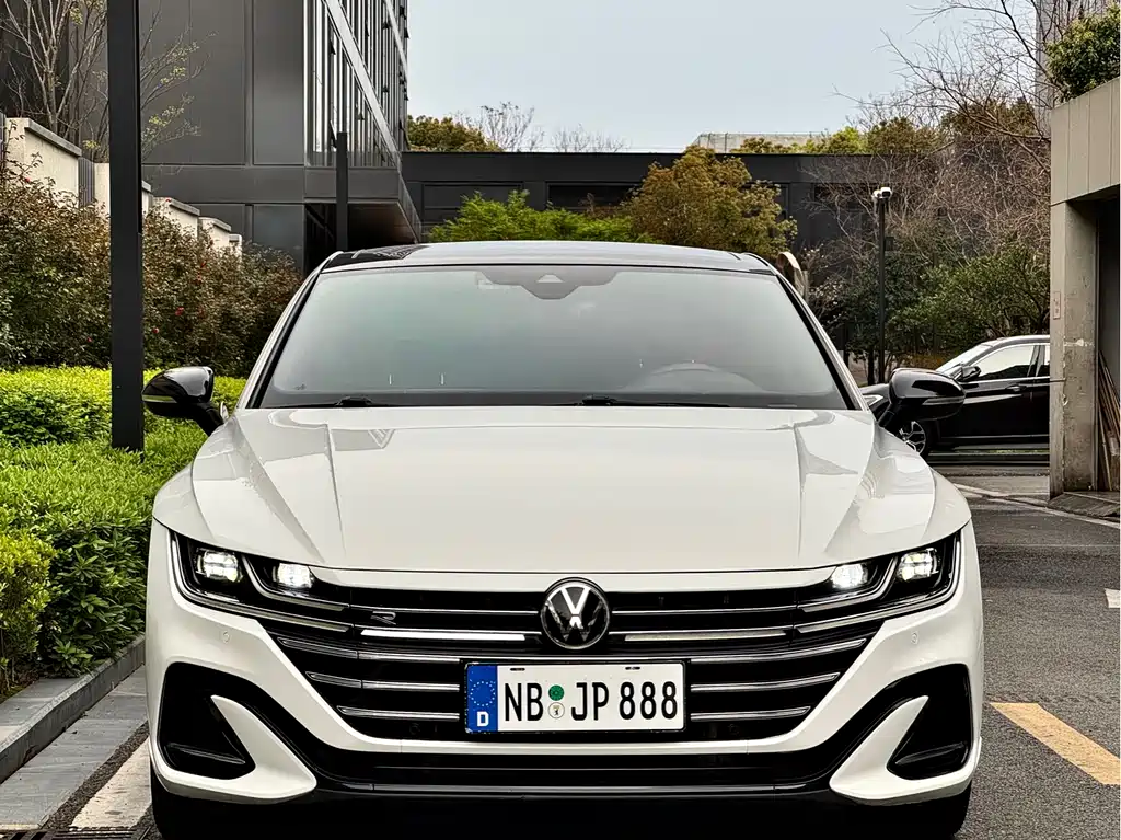 Volkswagen CC 2022 — фото 3