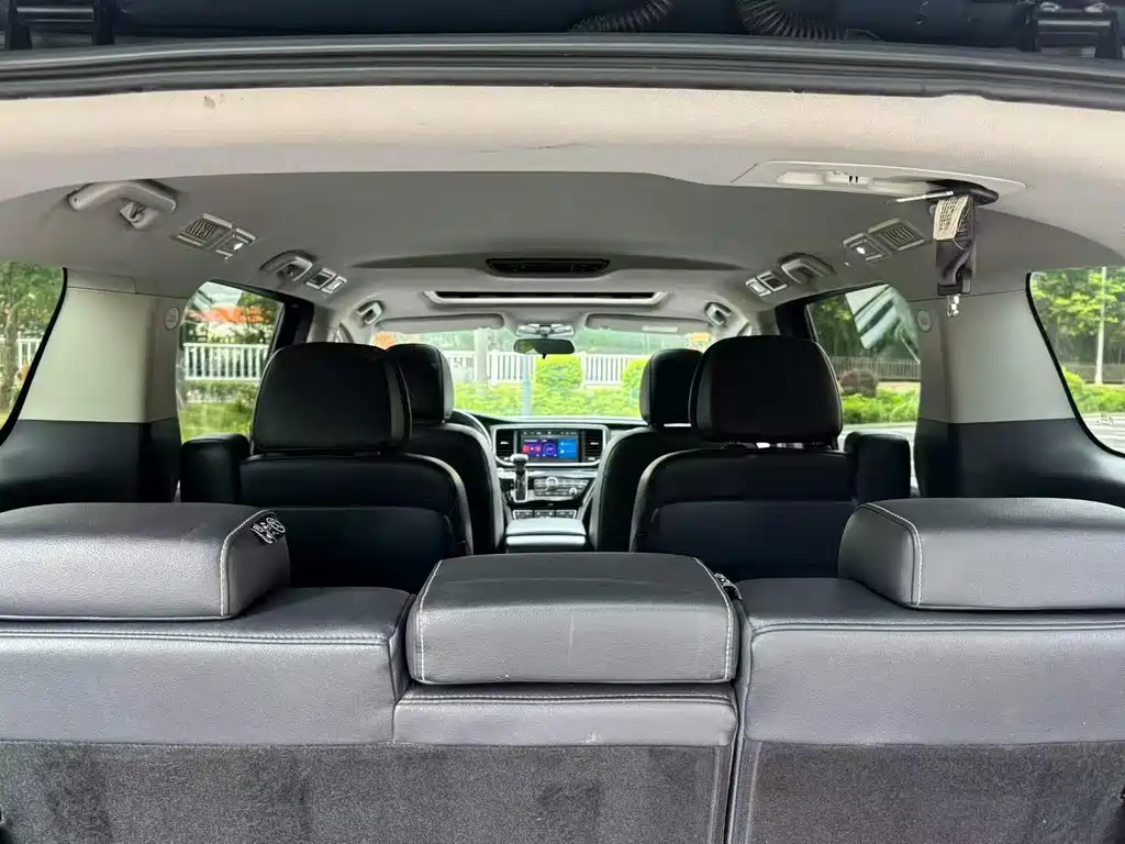 GAC Motor Trumpchi M8 2020 — фото 8