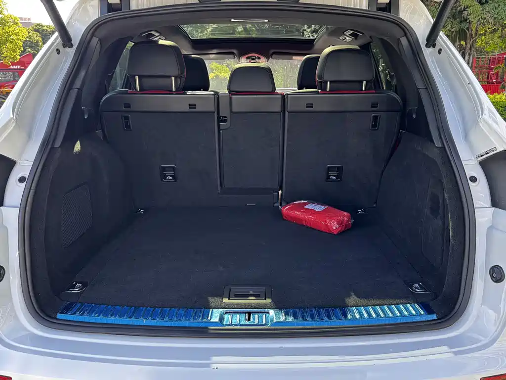Porsche Cayenne 2016 — фото 17