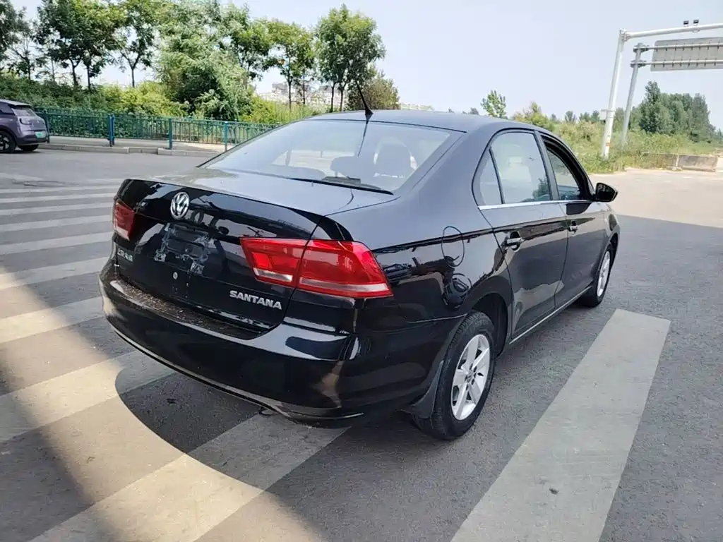 Volkswagen Santana 2015