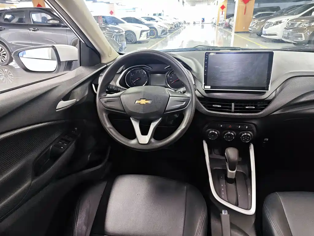Chevrolet Cavalier 2020 — фото 11