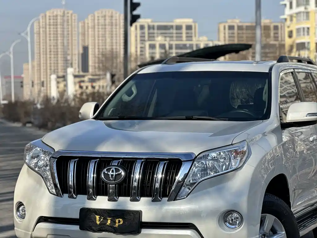 Toyota Prado 2017 — фото 4