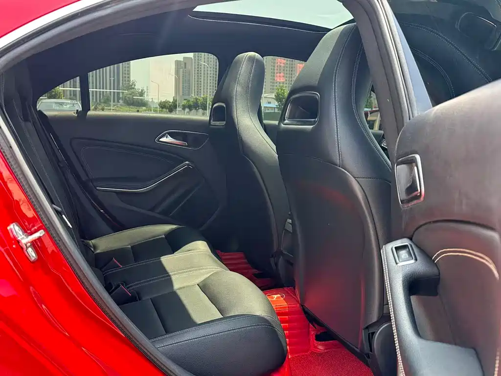 Mercedes-Benz CLA 2018