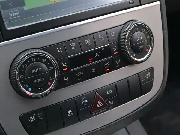 Mercedes-Benz R-Class 2014