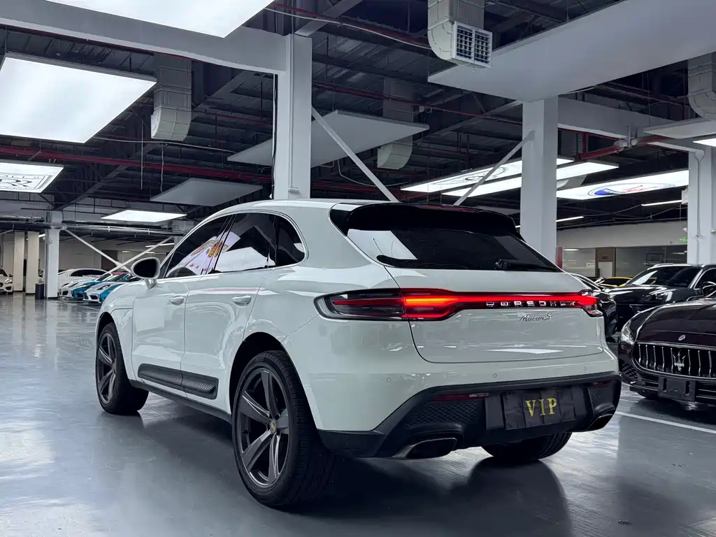 Porsche Macan 2022 — фото 17