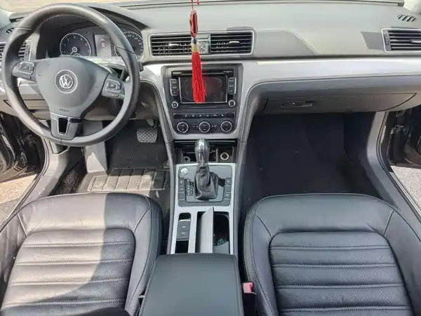 Volkswagen Passat 2013