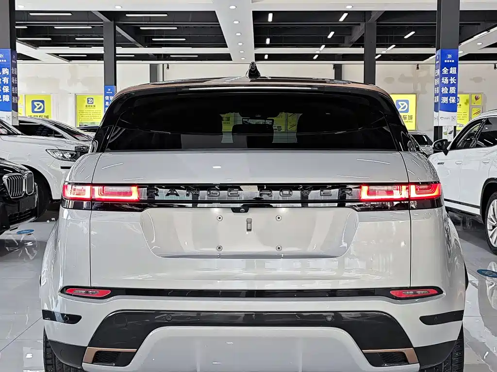 Land Rover Evoque 2023 — фото 8
