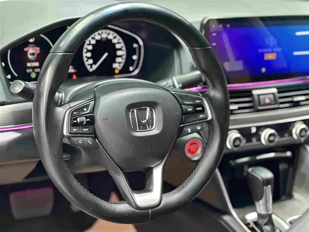 Honda Accord 2018 — фото 5